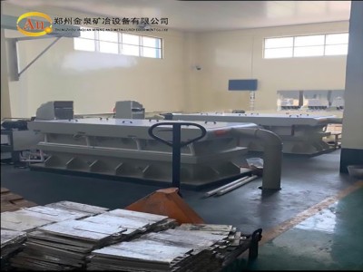 卧式银电解槽图1